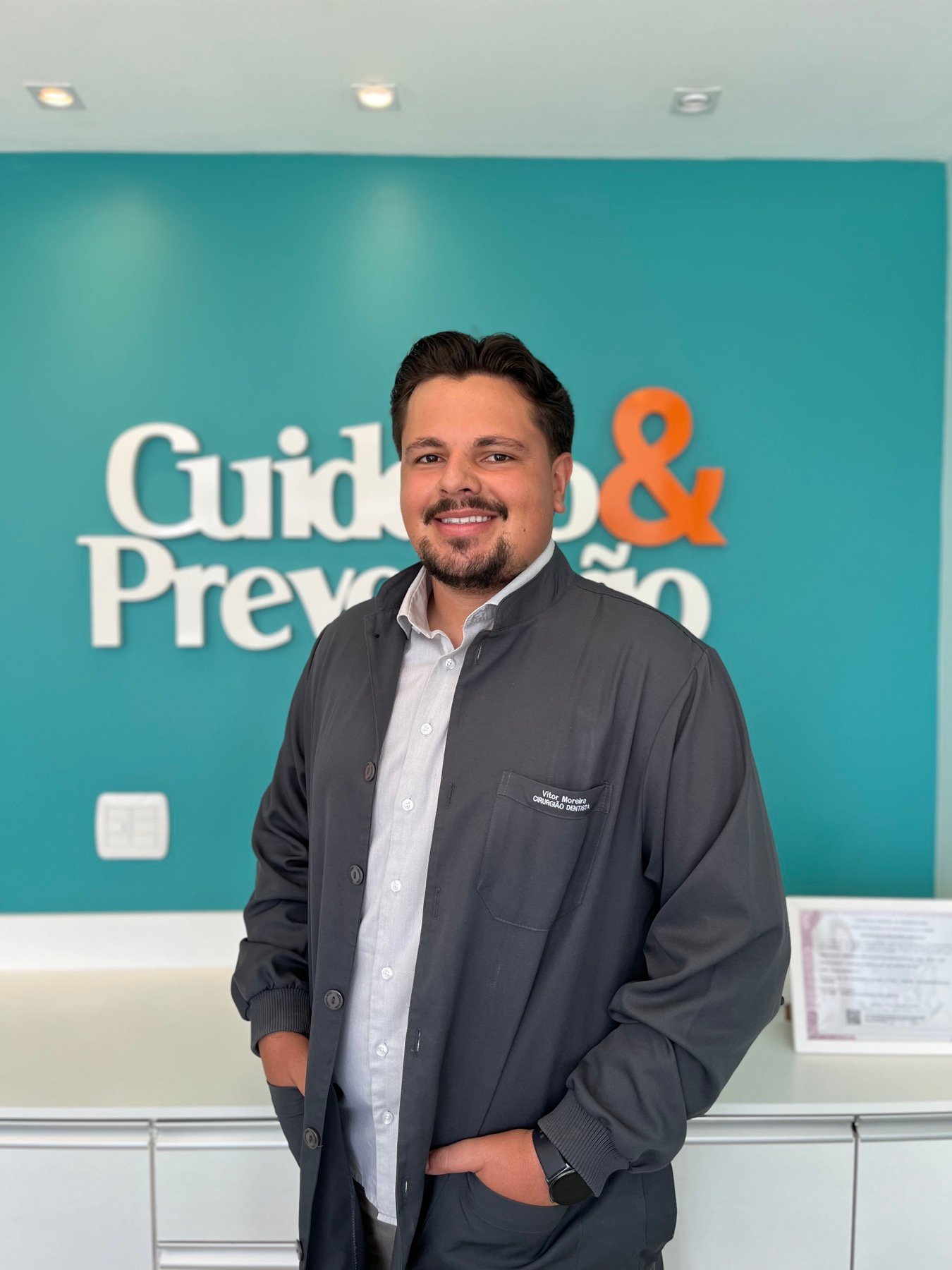 Dr. Vitor, clínico geral da Odonto Samas